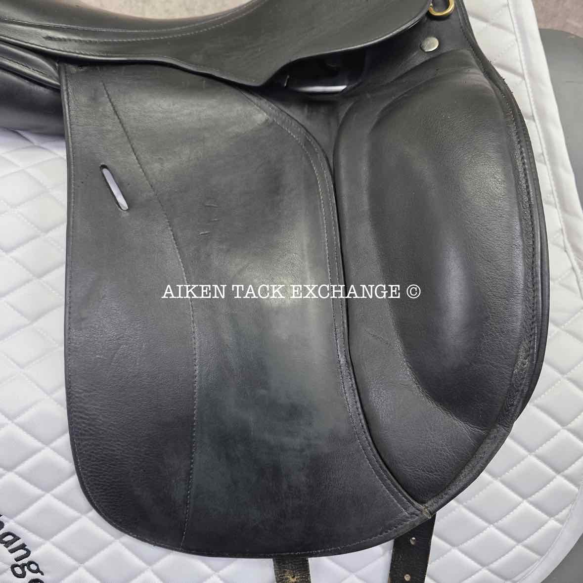 **SOLD** Warendorf Monoflap Dressage Saddle, 18" Seat, Short Flap, Medium Tree, Wool