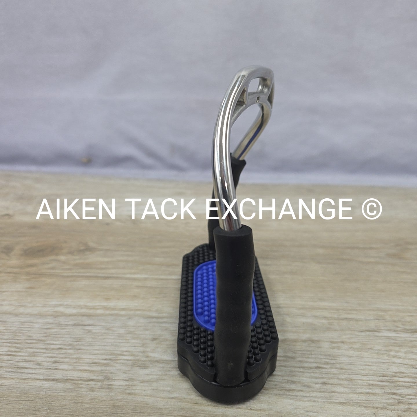 Herm Sprenger 4-F Bow Balance Stirrup Irons, 4.75"