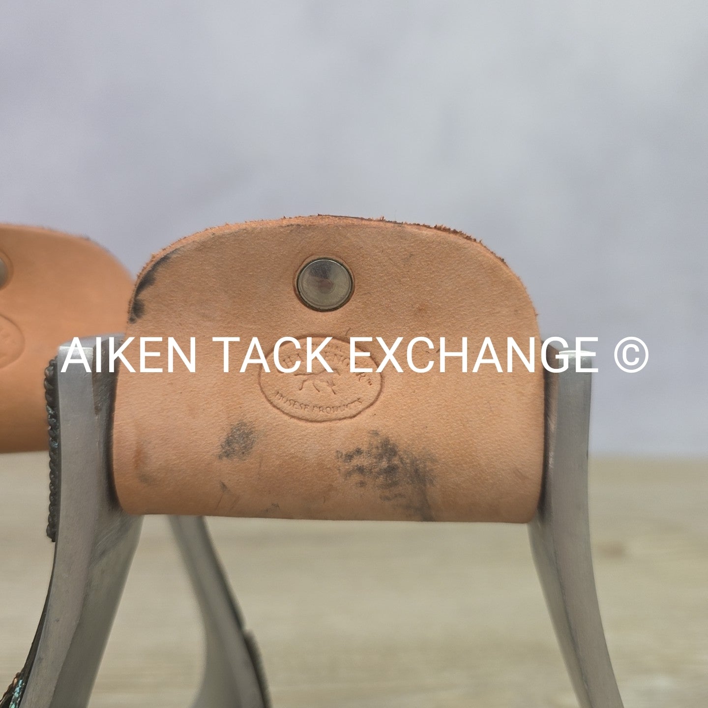 Challenger Horse Wear Aluminum & Copper Barrel Stirrups, 5"