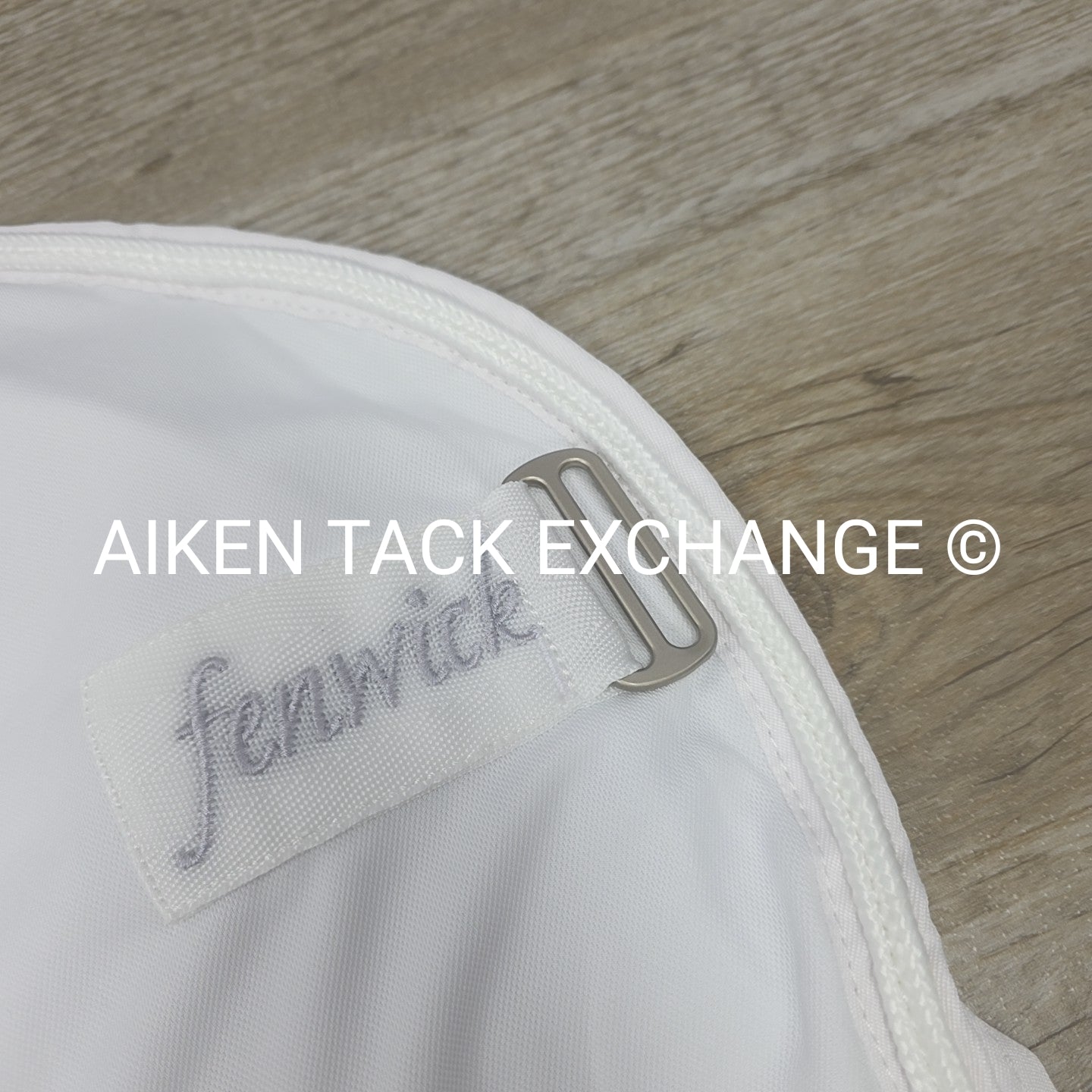 Fenwick Equestrian Therapeutic Jade Cooler, White (has marks), 82"