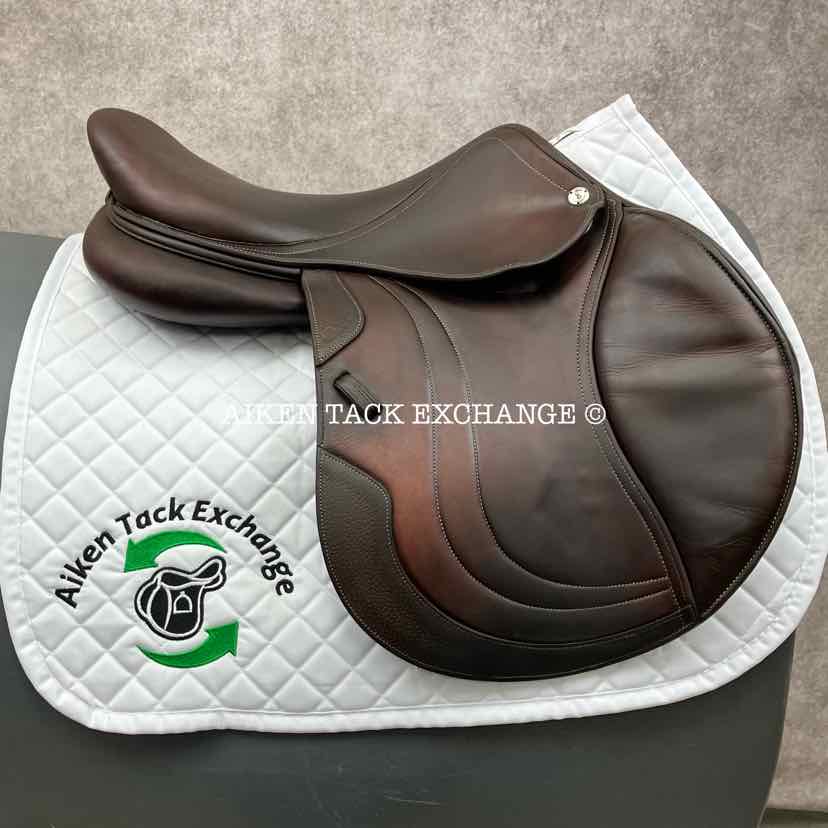 2019 CWD SE02 Close Contact Jump Saddle, 17.5" Seat, 3C Flap, Medium Tree, Foam Panels, Full Buffalo Leather