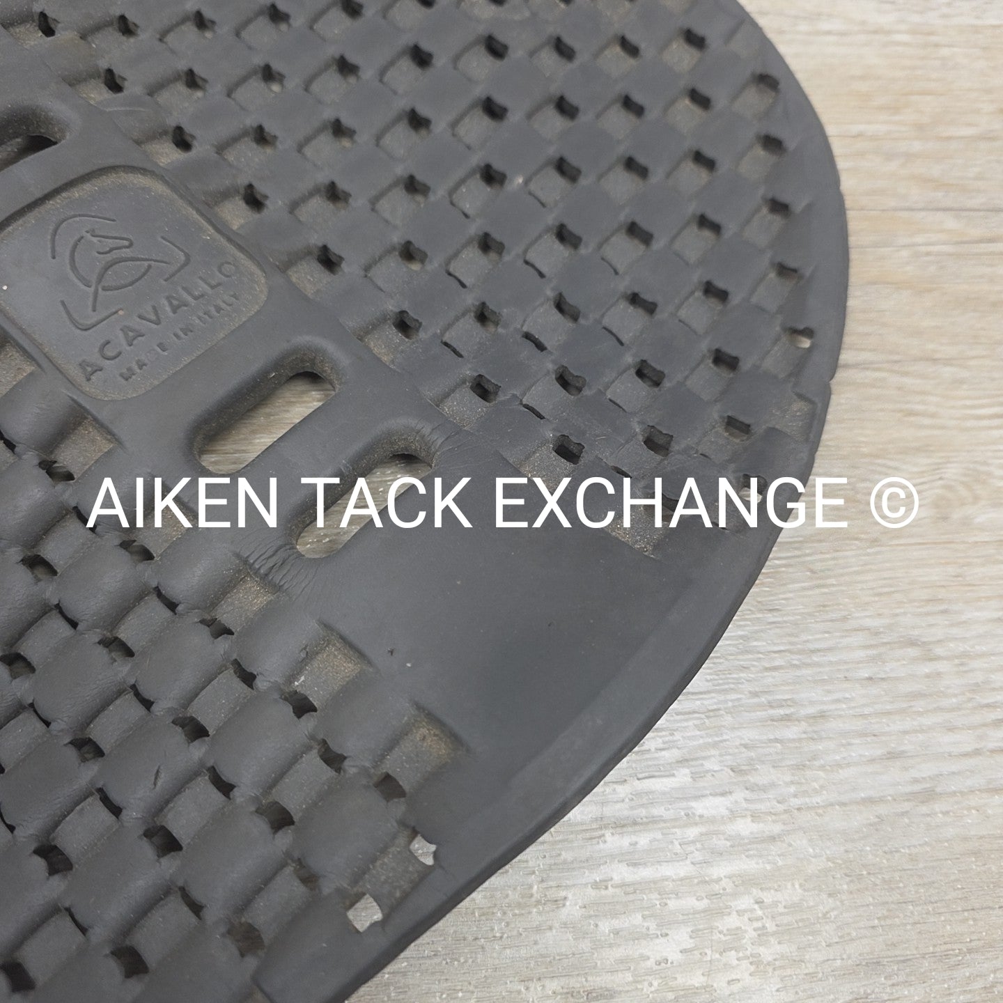 Acavallo Piuma Feather Light Air Release Half Pad