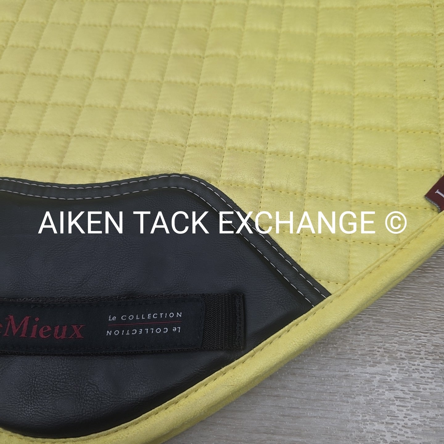 LeMieux Close Contact Square Saddle Pad, Large