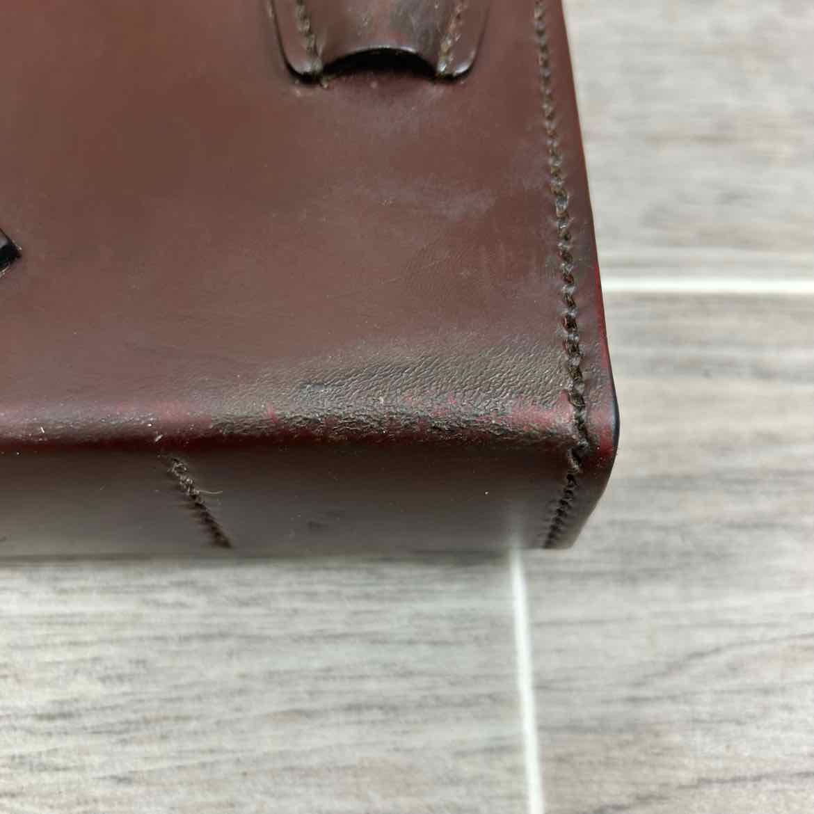 Ladies Sandwich Case with Sandwich Tin