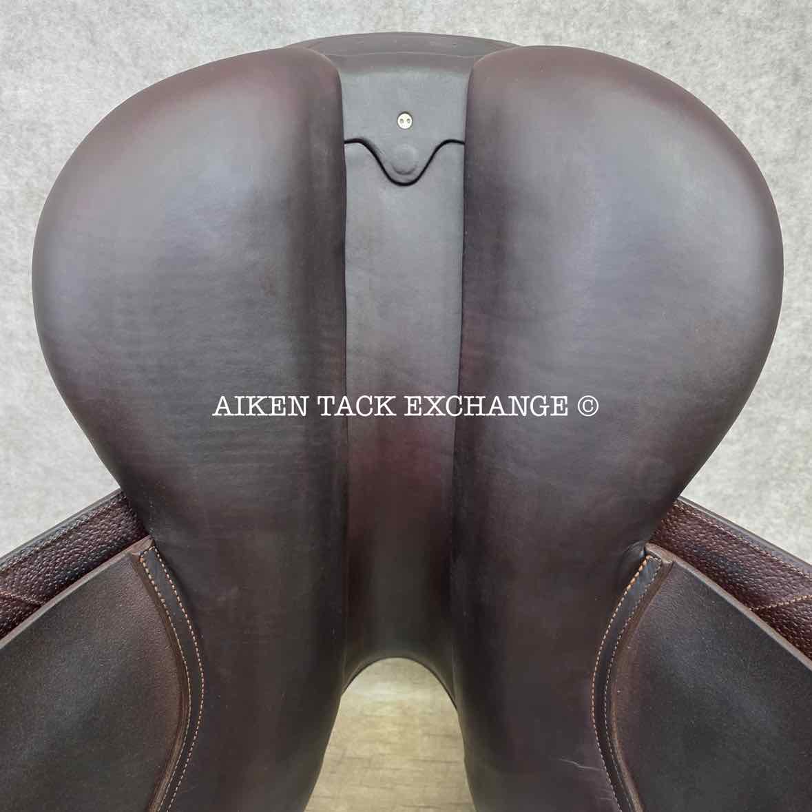 2021 CWD SE02 Close Contact Jump Saddle, 18" Seat, 3C Flap, Medium Tree, Foam Panels, Full Buffalo Leather
