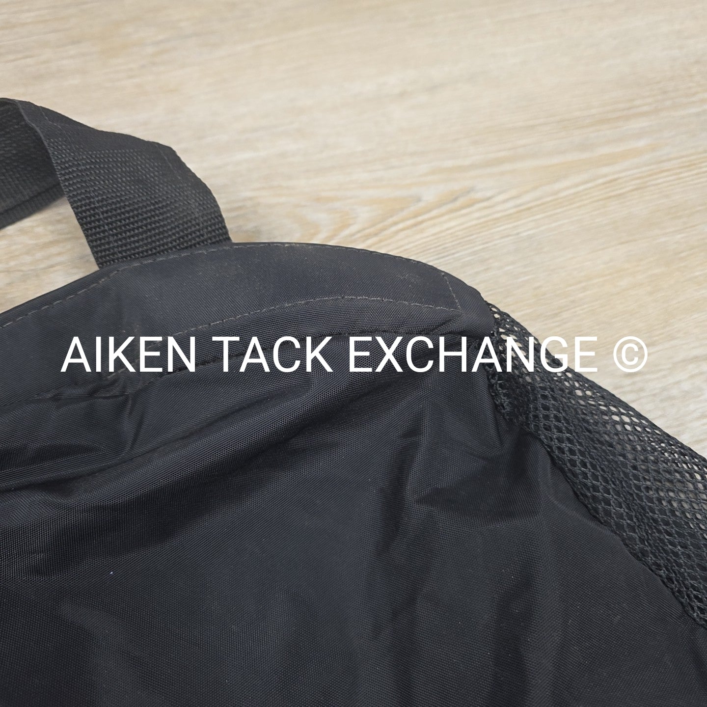 Tuck-M-In Hanging Bridle Bag