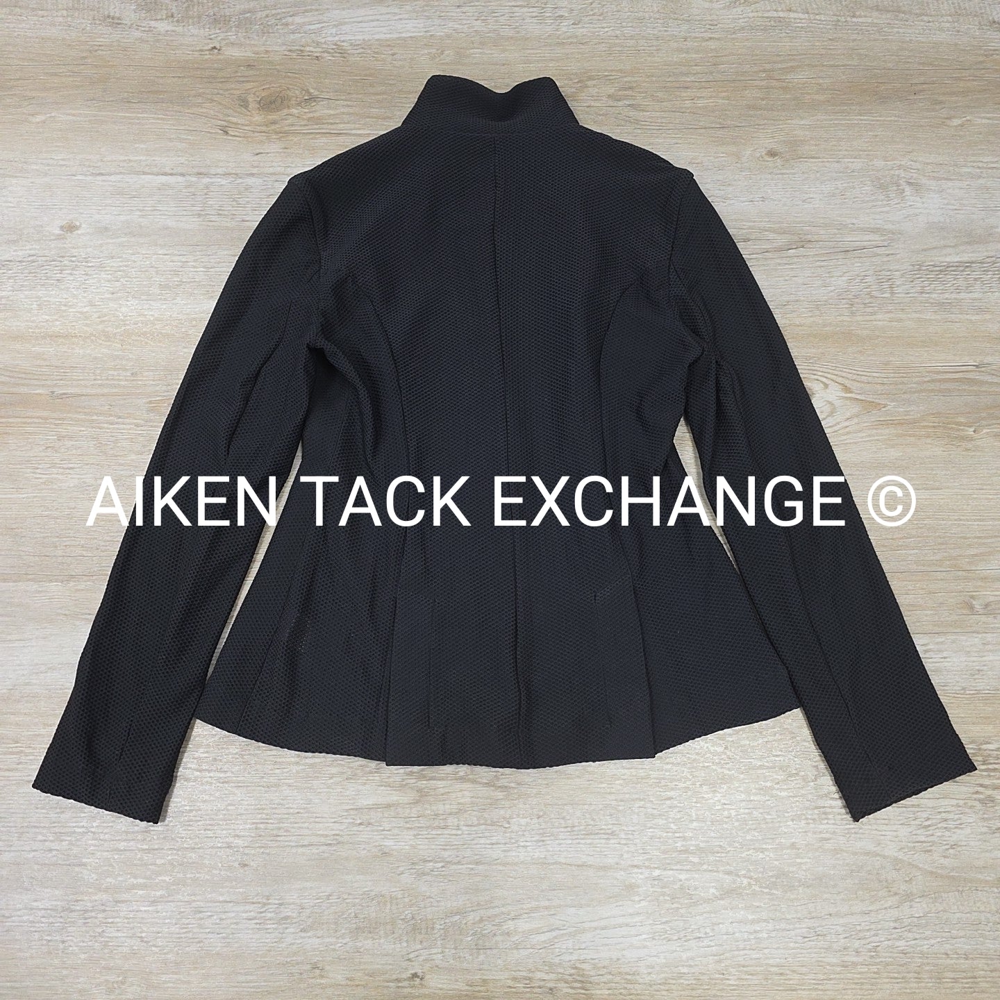 HR Mesh Show Coat, Size 6