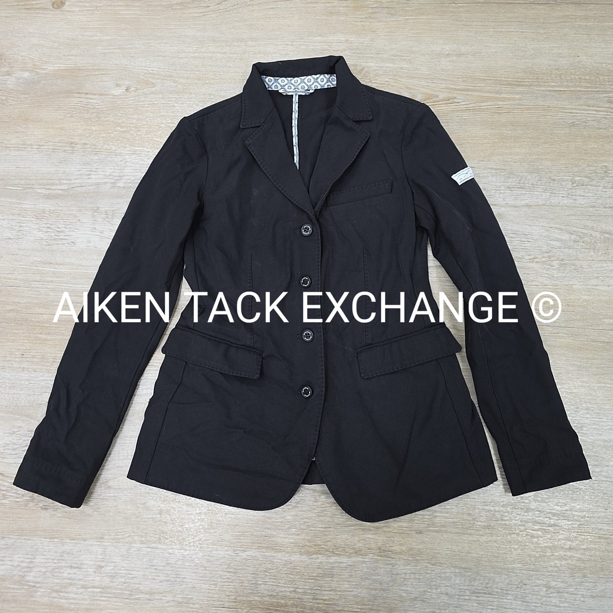 Animo Show Coat, Size US 8 / I 44