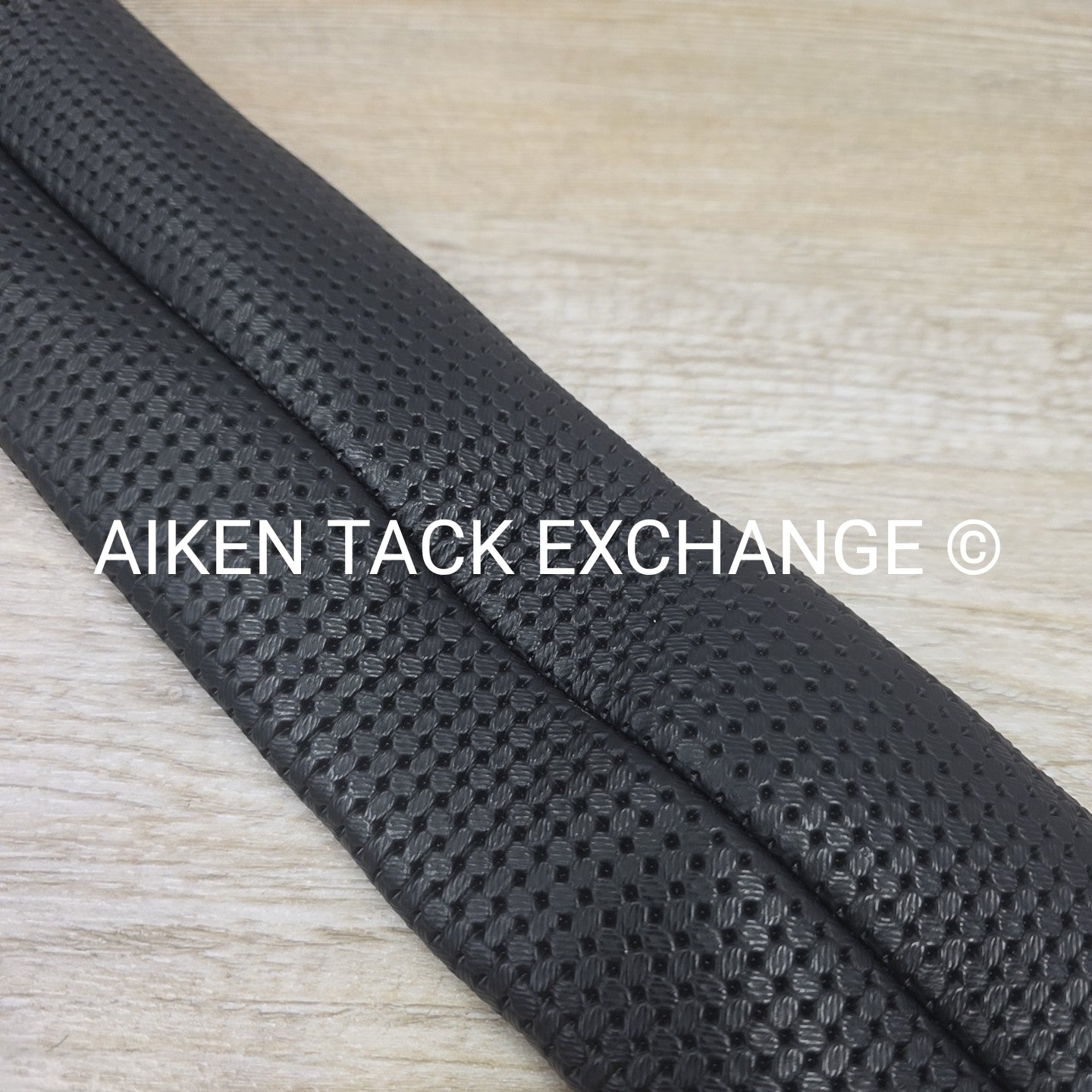 Wintec Short Girth, Black, 26"