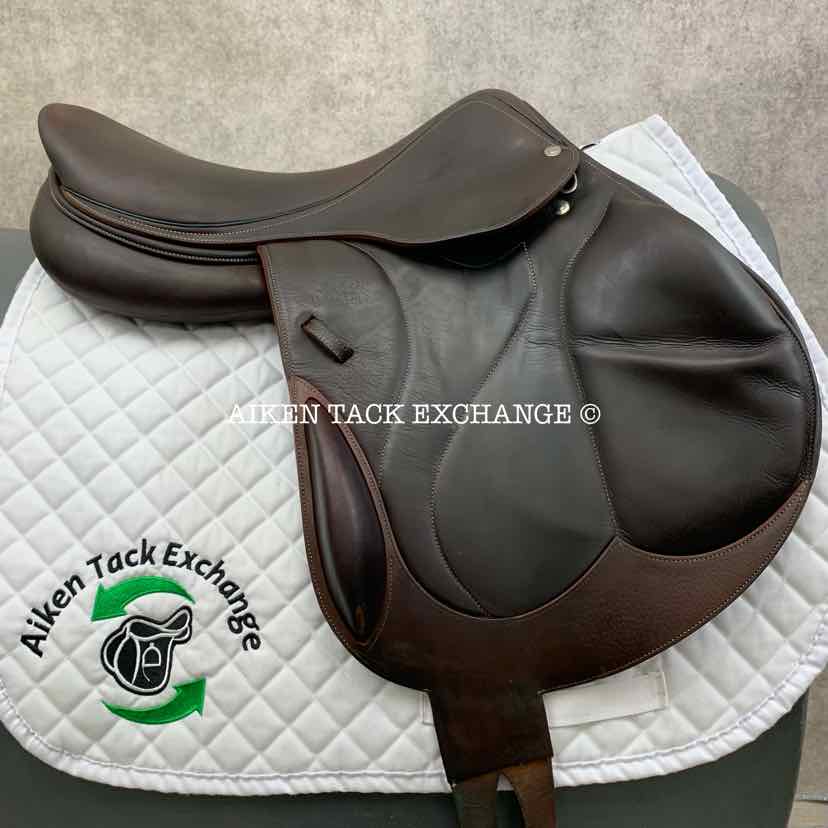 **SOLD** 2017 Devoucoux Chiberta O Monoflap Jump Saddle, 17.5" Seat, 3AA Flap, Medium Wide Tree, D3D Panels, Full Buffalo Leather