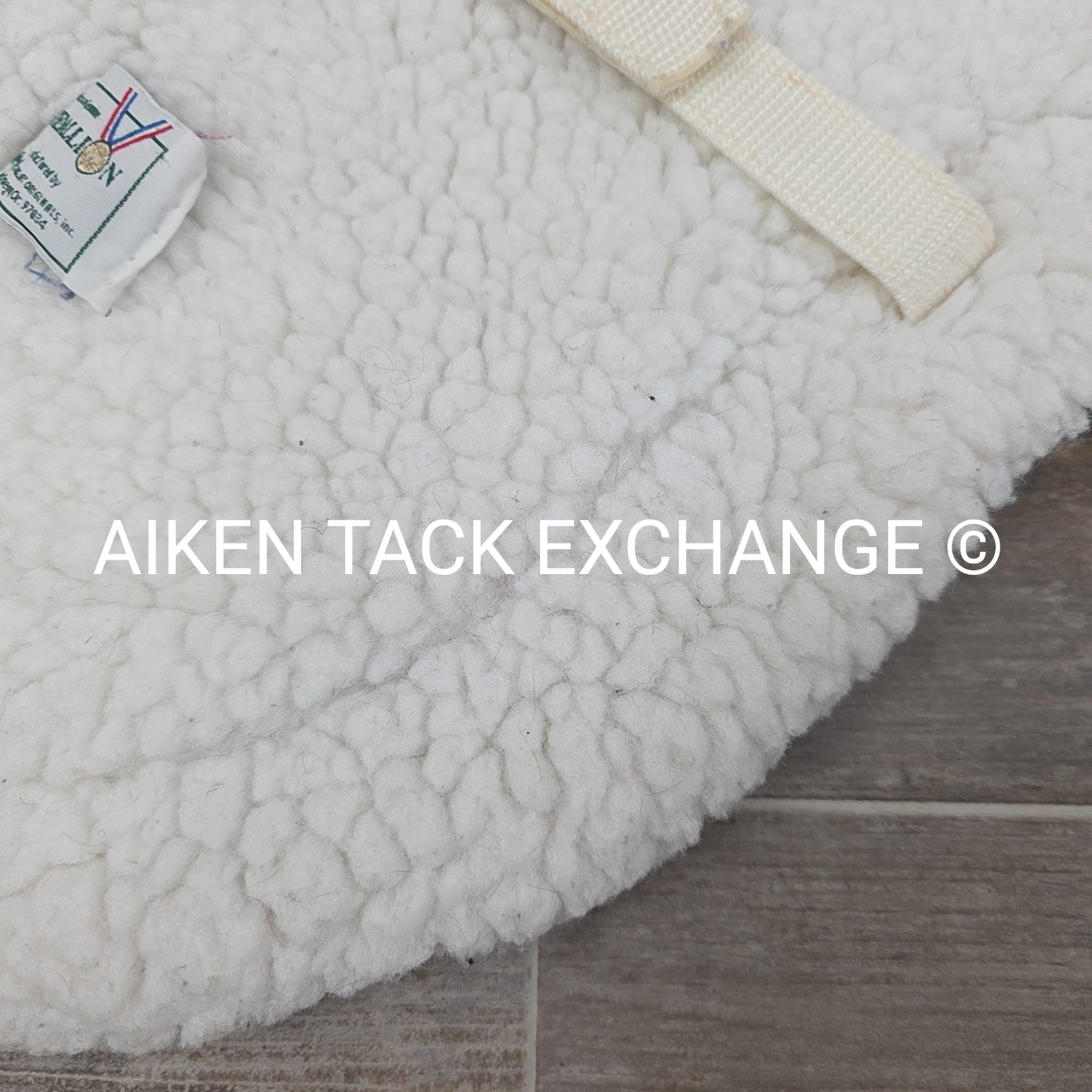 Toklat Medallion Contour Fleece Saddle Pad