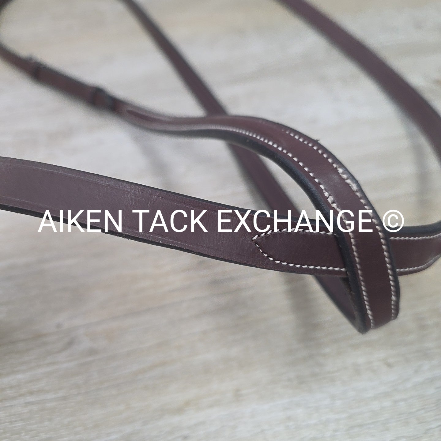 KL Select Red Barn Round Raised Standing Fancy Stitch Martingale, Size Cob
