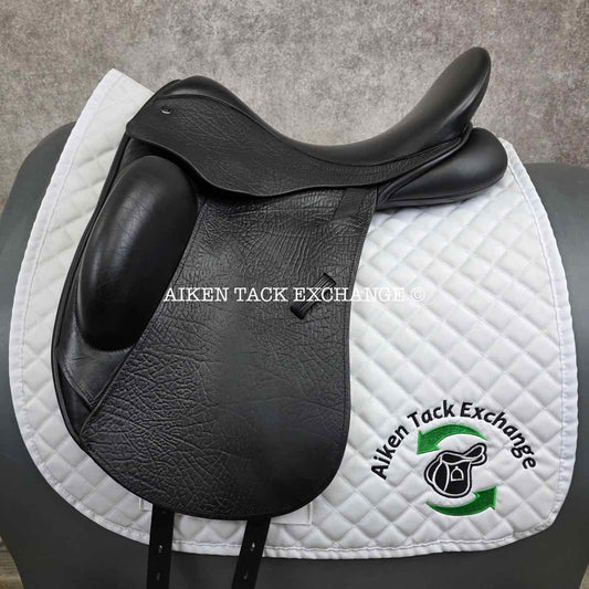 **SOLD** 2018 County Epiphany Monoflap Dressage Saddle, 17" Seat, Medium Narrow Tree, Wool Flocked Panels