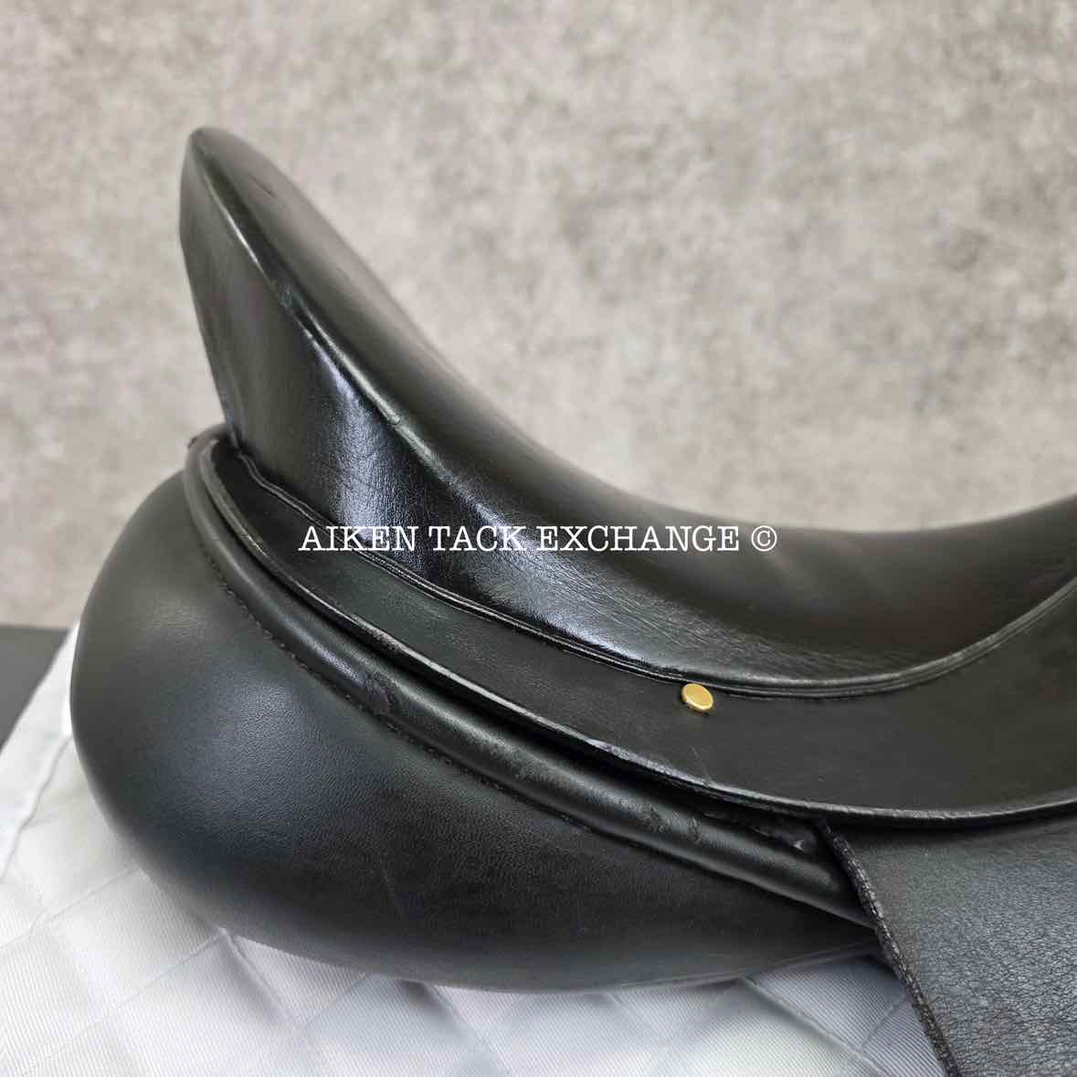 Albion SLK Dressage Saddle, 18" Seat, Medium Wide Tree, Wool Flocked Panels