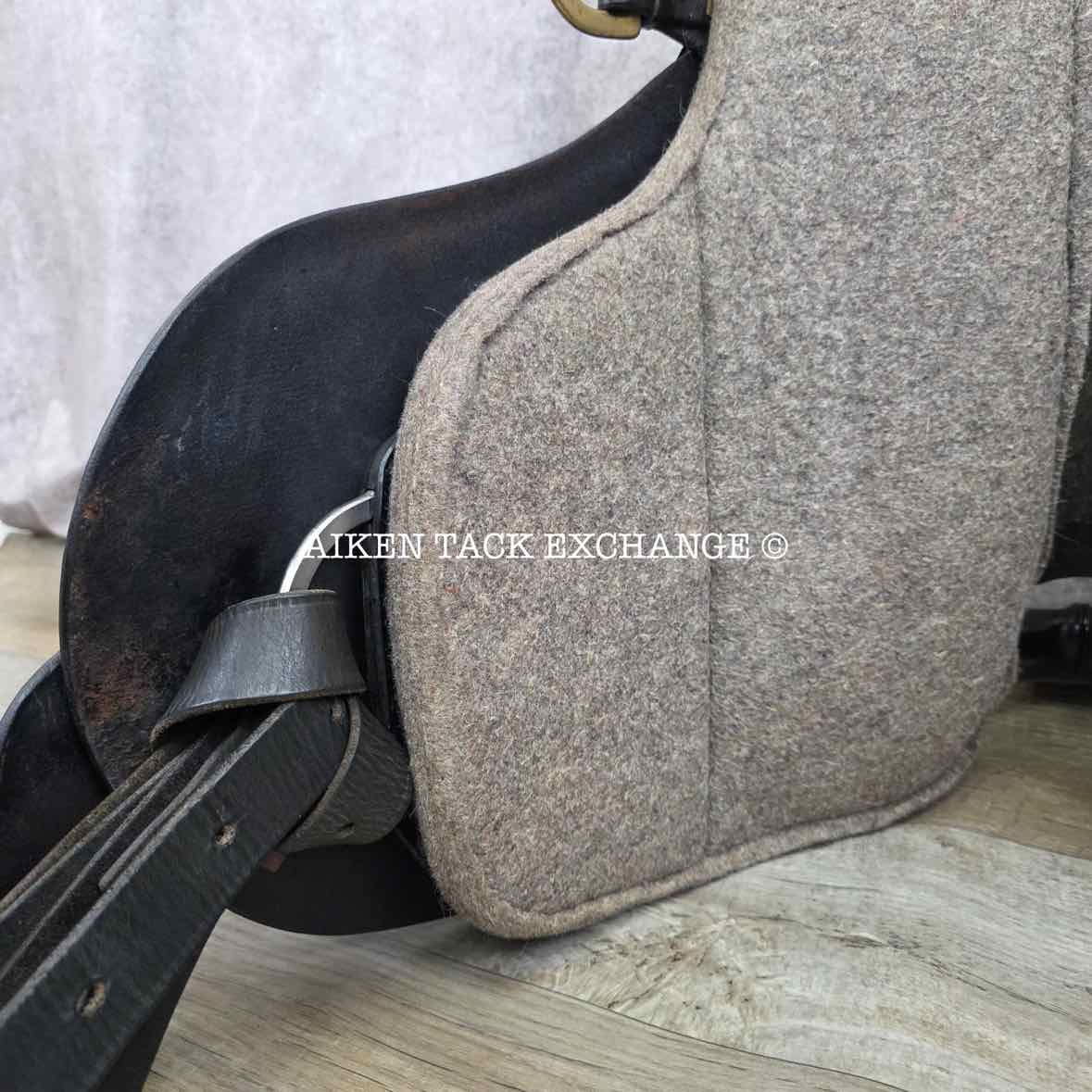 2005 Tucker 146 River Plantation Endurance Saddle, 17.5" Seat, Medium Tree - Semi QH Bars