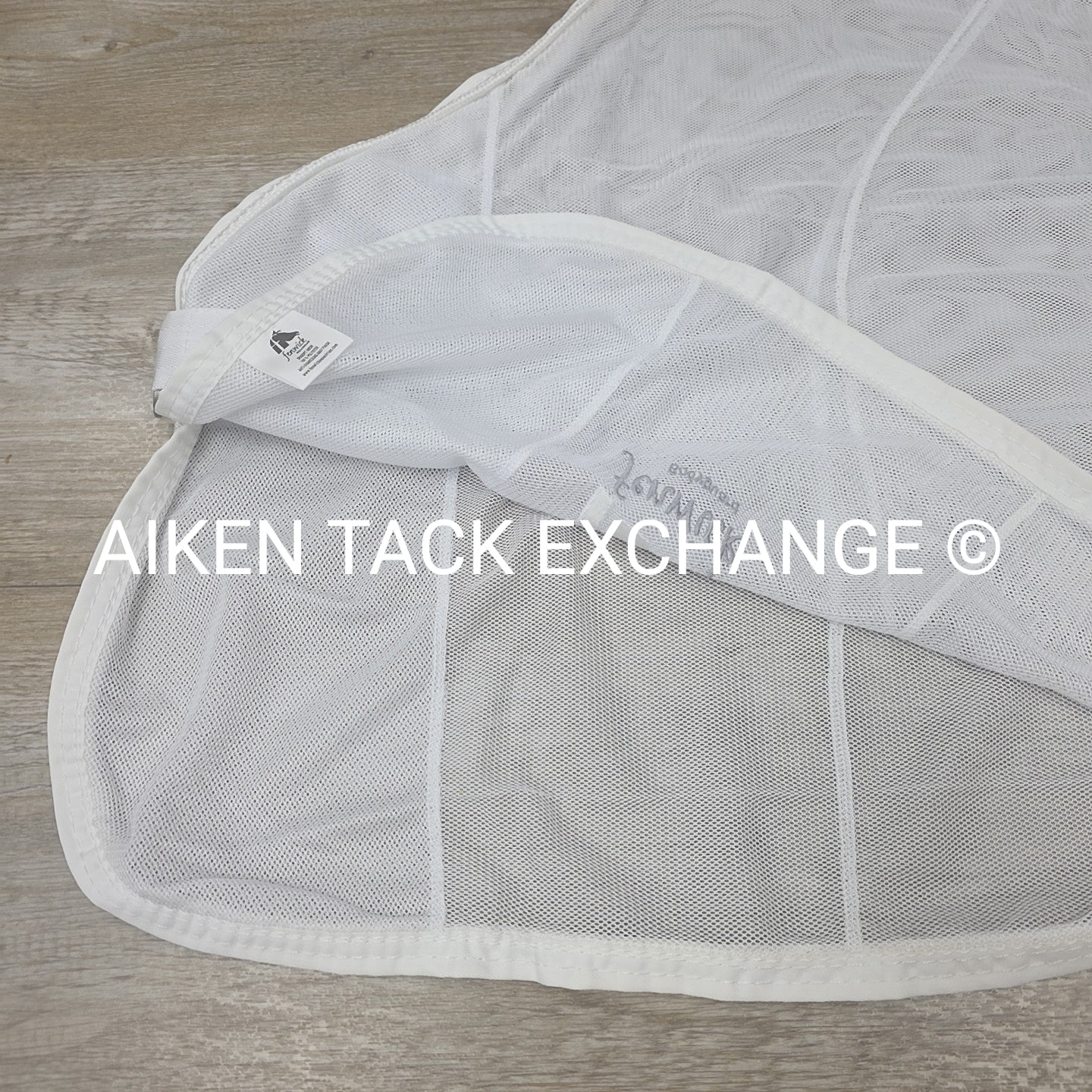 Fenwick Equestrian BodyGuard Mesh Cooler, White (has some marks) 60"
