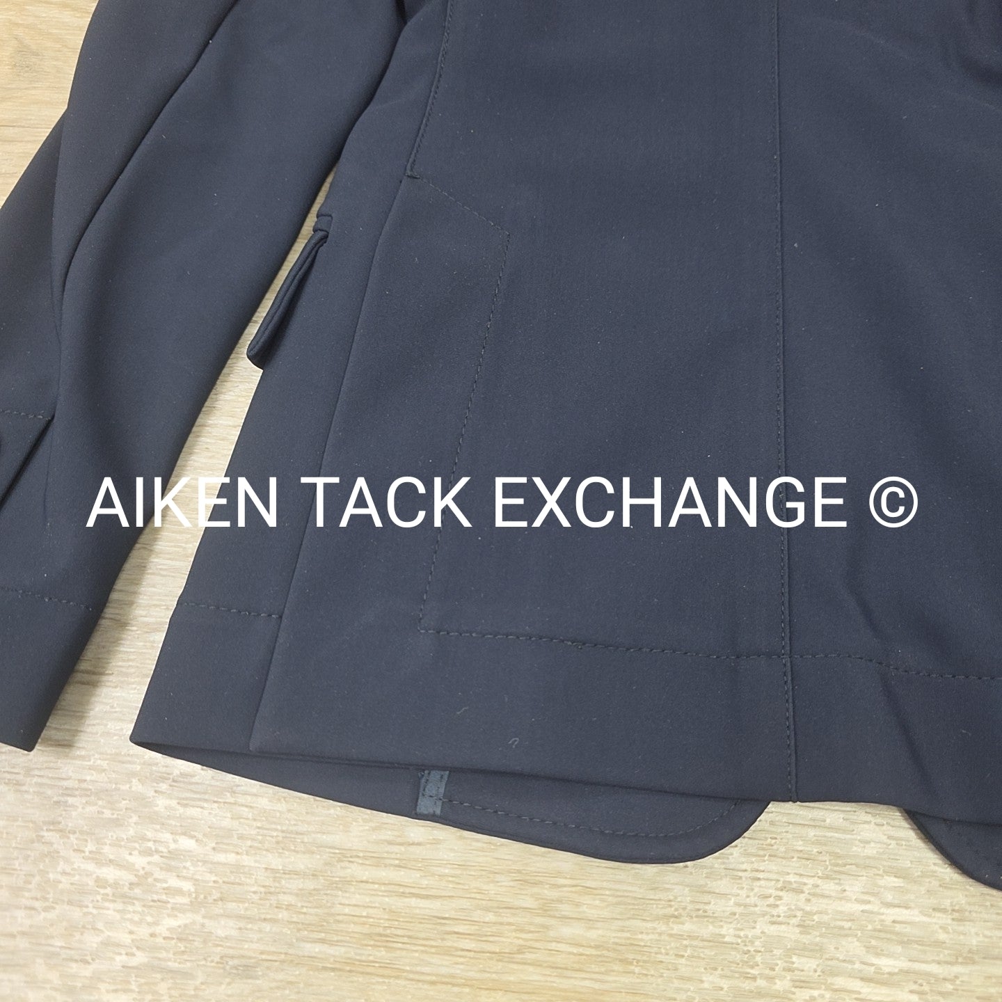 RJ Classics Shore Show Coat, Size 8 R