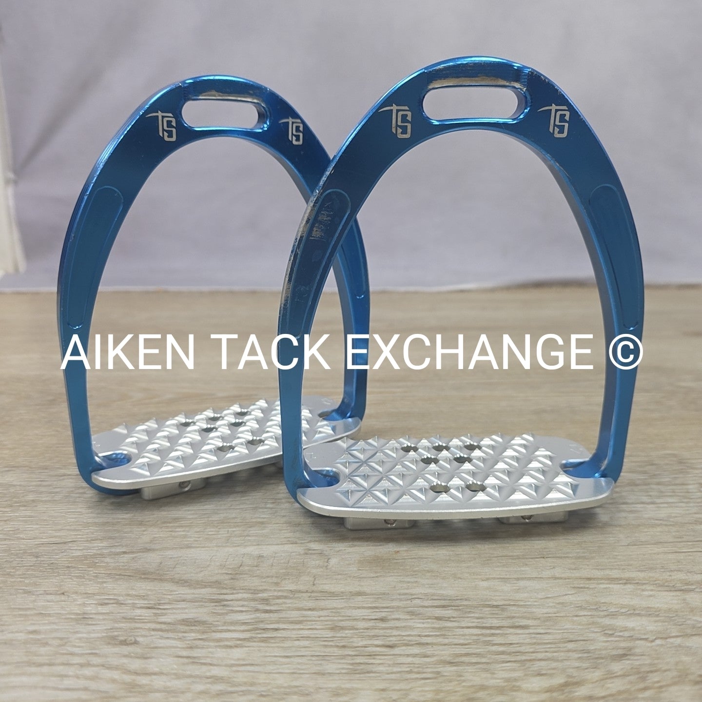 Tech Stirrups Siena Stirrups, 4.75"