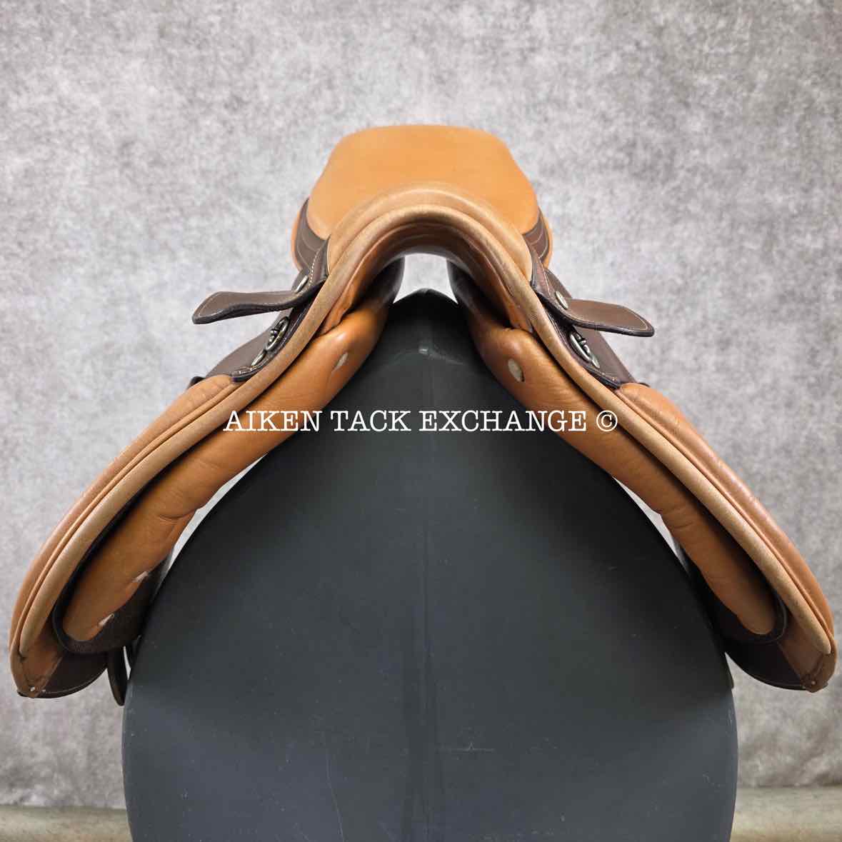 Beval LTD Junior Close Contact Saddle, 15" Seat, Medium Tree, Foam Panels