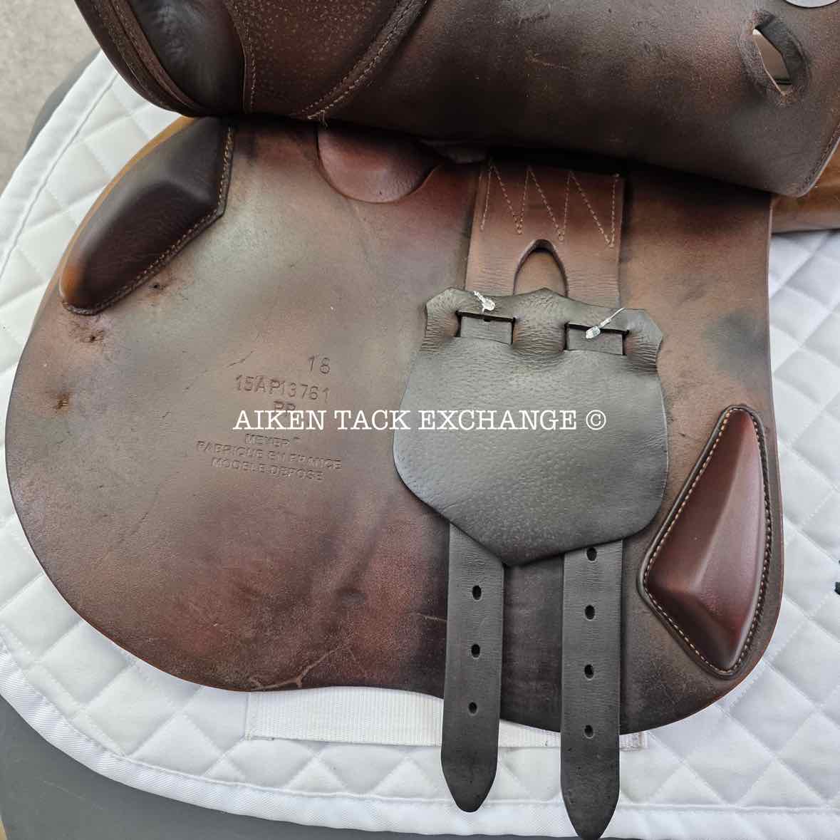 **SOLD** 2013 Meyer Act 1 Close Contact Jump Saddle, 18" Seat, Medium Tree, Foam Panels