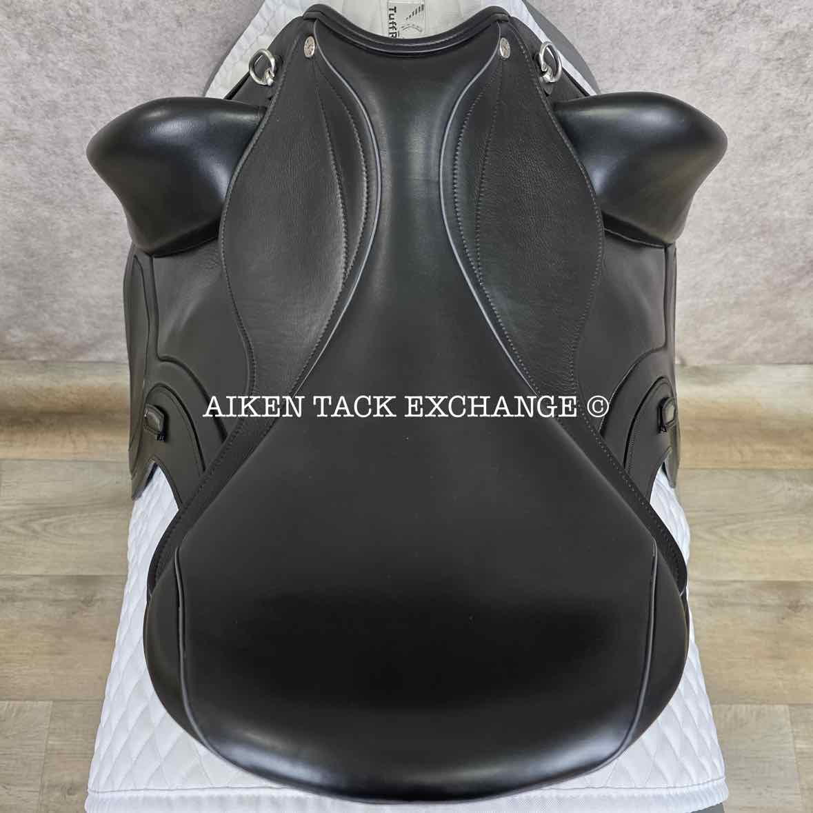 2022 Aviar Rook 2.0 Monoflap Dressage Saddle, 18" Seat, Adjustable Tree, Foam Panels