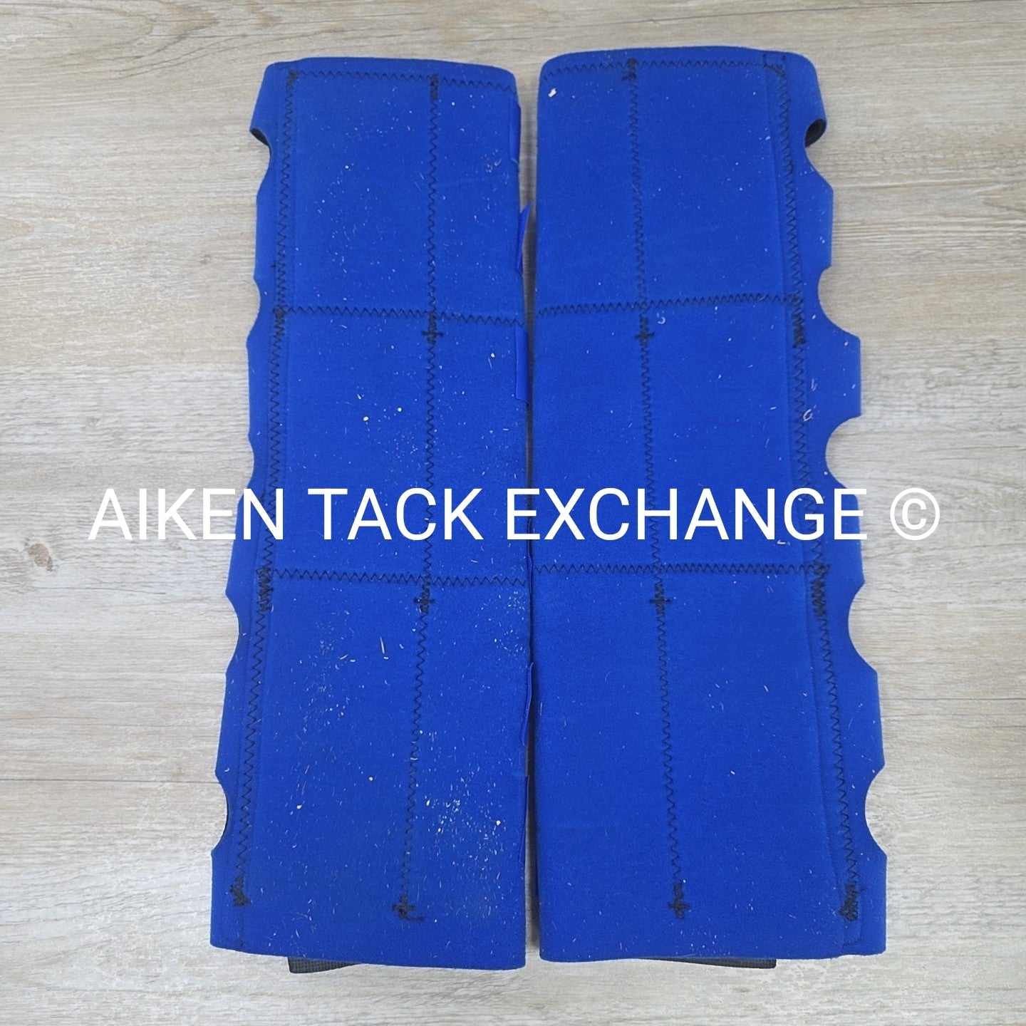 Ice Boots, 1 Pair, Size Large (No Ice Packs)