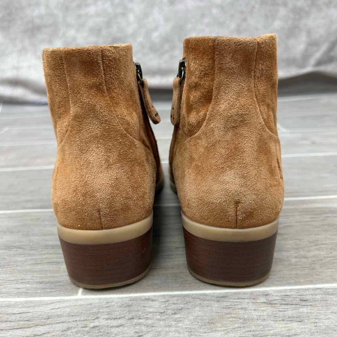 Hush Puppies Suede Ankle Boots, Size 8