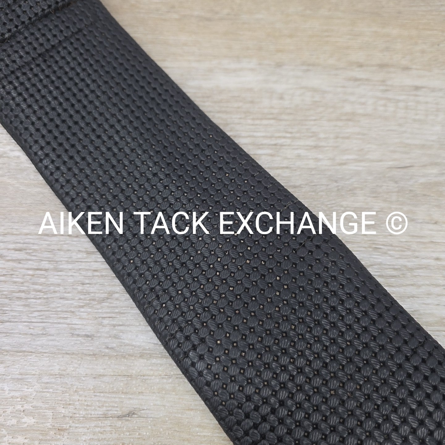 Wintec Short Girth, Black, 26"