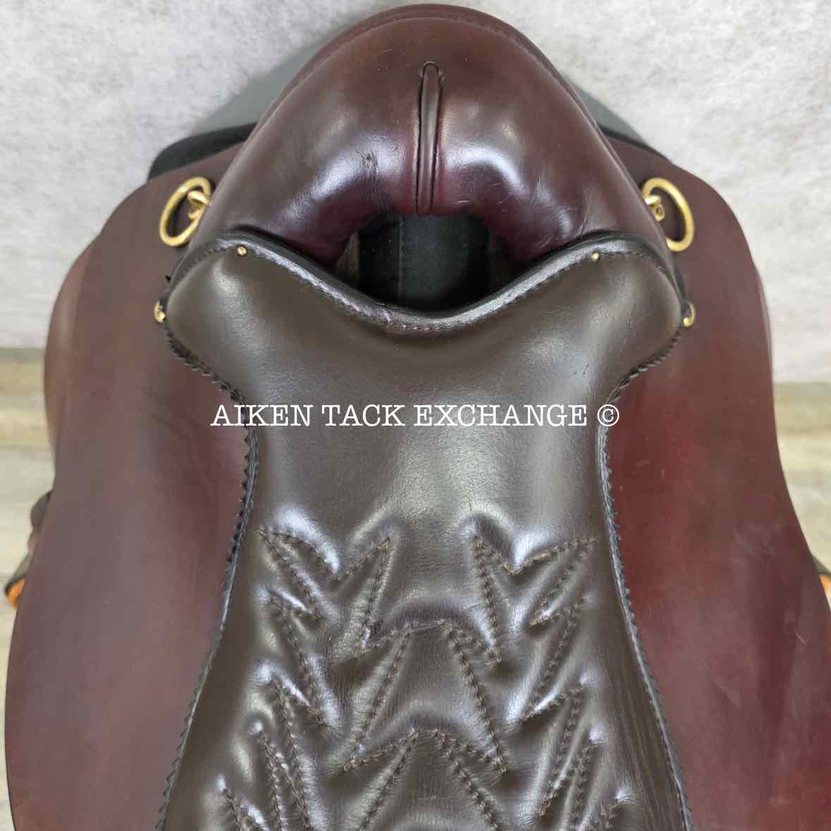 **SOLD** 2008 Tucker 146 River Plantation Endurance Trail Saddle, 17.5" Seat, Medium Tree - Semi QH Bars