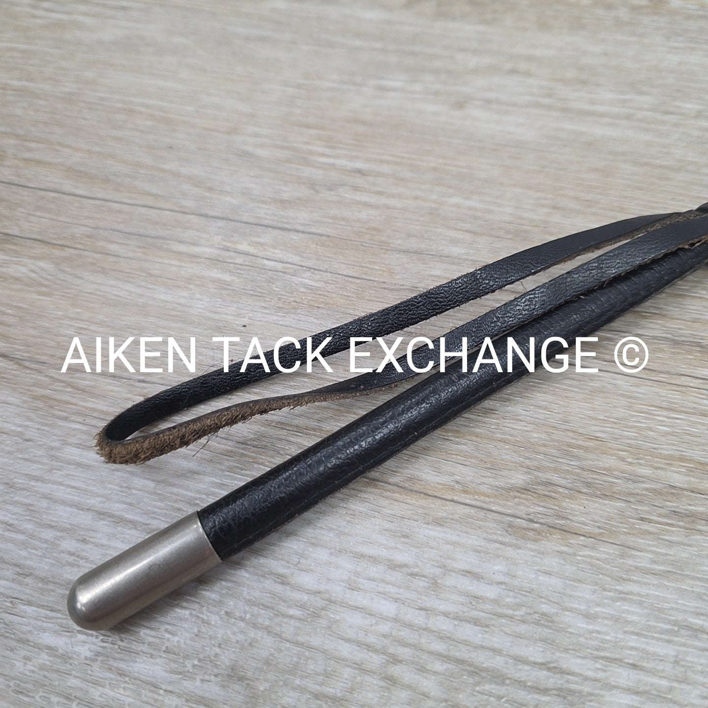 County Riding Crop / Whip with Loop Handle, Black