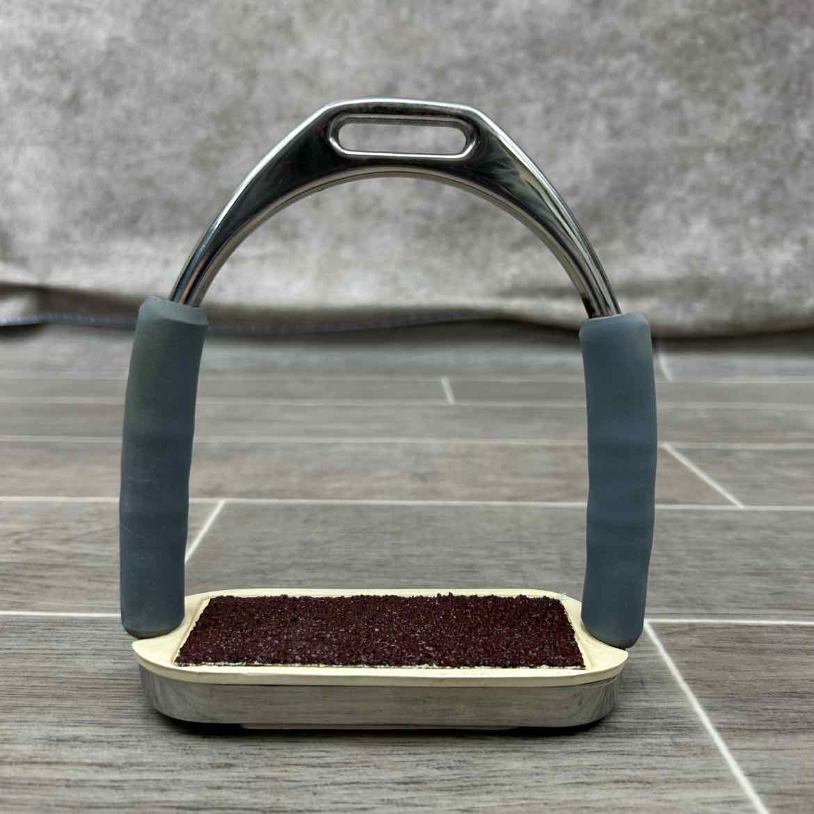 Intec Flex Rider UMS 6 Way Stirrup Irons with Sure Grip Pads 4.5"