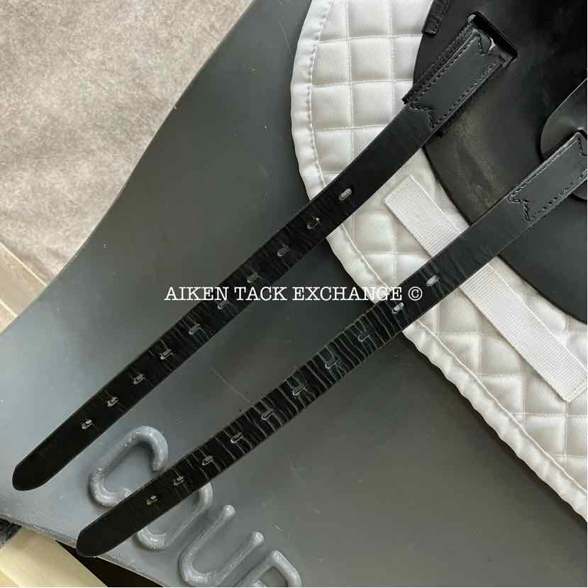 2009 Amerigo Vega Dressage Saddle, 18" Seat, Medium Tree, Wool Flocked Panels