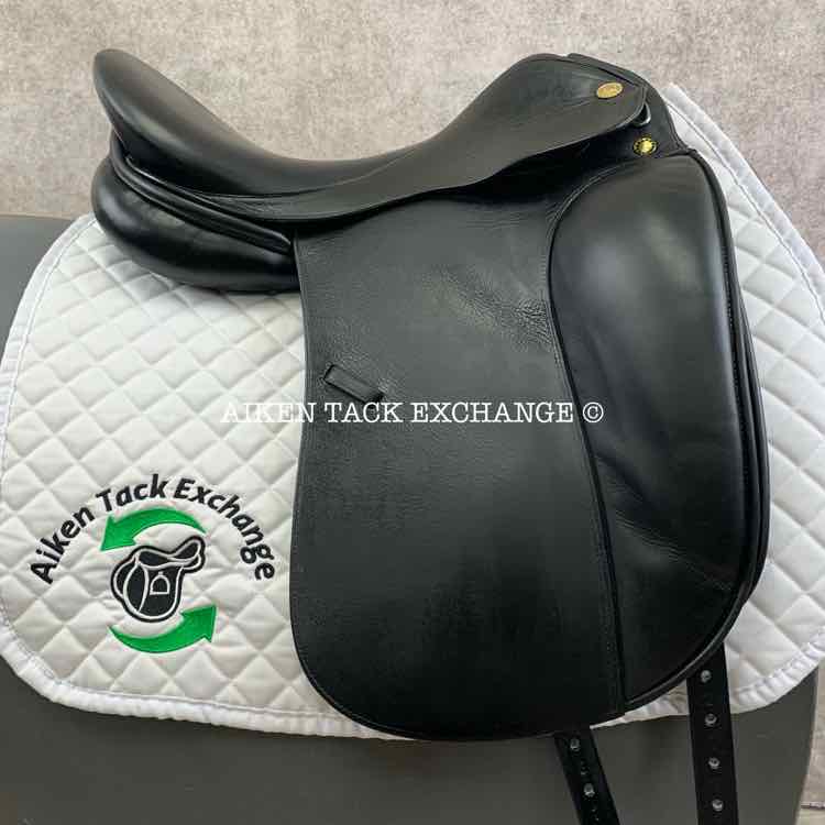 **SOLD** 2000 Prestige Dressage 2000 Saddle, 17.5" Seat, 34 Tree - M/MW, Wool Flocked Panels