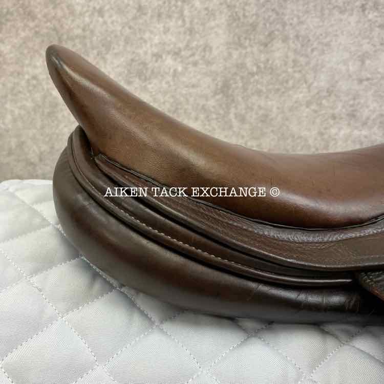 **SOLD** 1995 PJ by Bruno Delgrange Close Contact Jump Saddle, 16.5" Seat, Short Flap, Medium Tree, Foam Panels