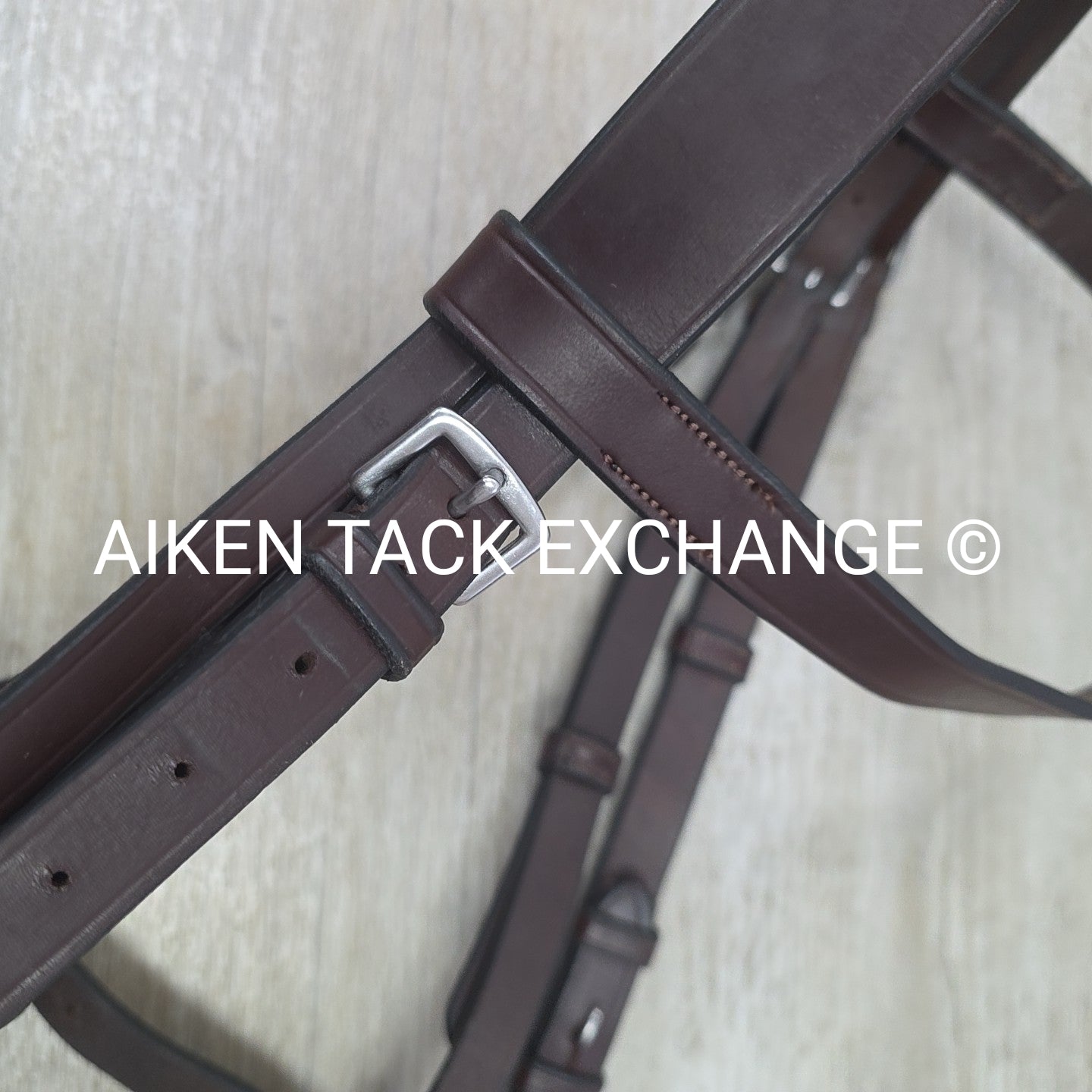 KL Select Foxwell Flat Hunt Bridle with Matching Laced Reins, Brown, Size Full