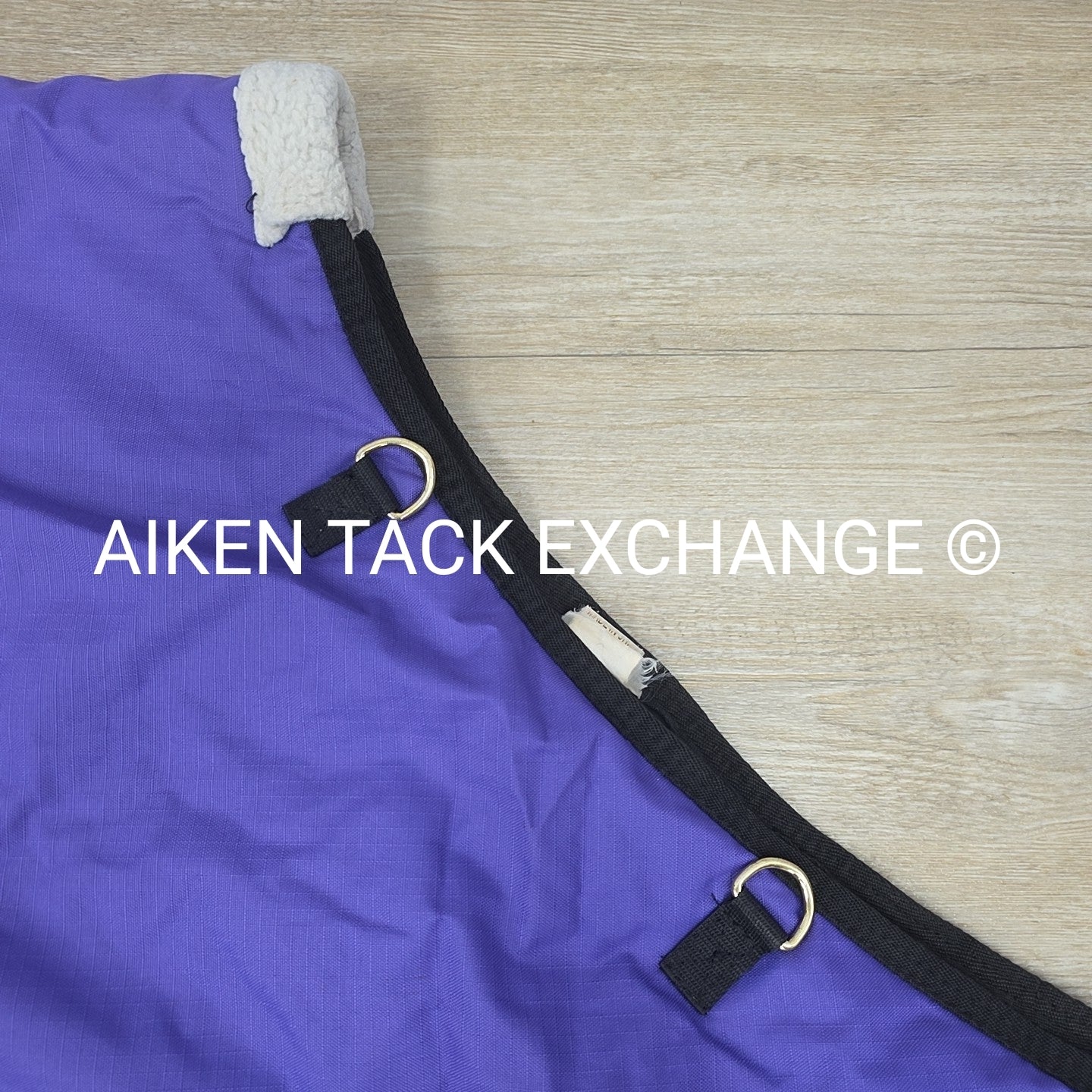 Schneiders Dura-Tech 220g fil Medium Weight Turnout Blanket, Size 76"