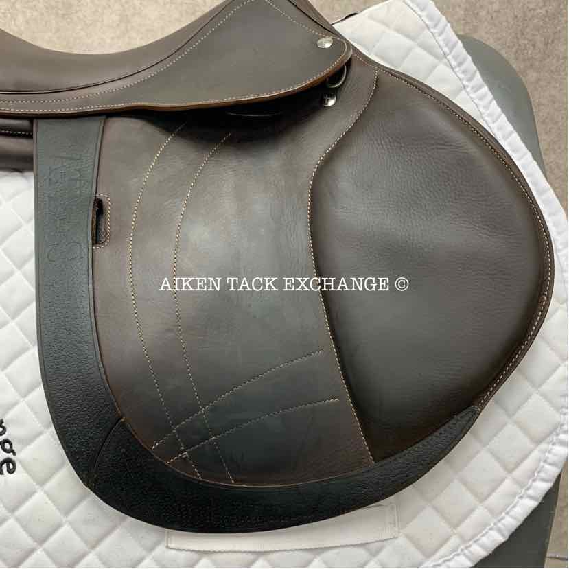 2023 Arion Atlas Close Contact Jump Saddle, 18" Seat, 2A Flap, Medium Tree, Foam Panels, Full Buffalo Leather, Comes with Matching Stirrup Leathers