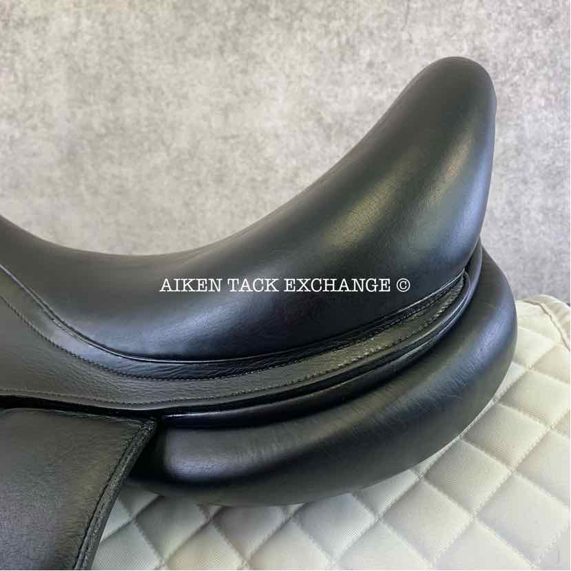 **SOLD** 2015 Voltaire Adelaide Monoflap Dressage Saddle, 18" Seat, 3 Flap, Wide Tree, Foam XFIN Panels, Full Buffalo Leather