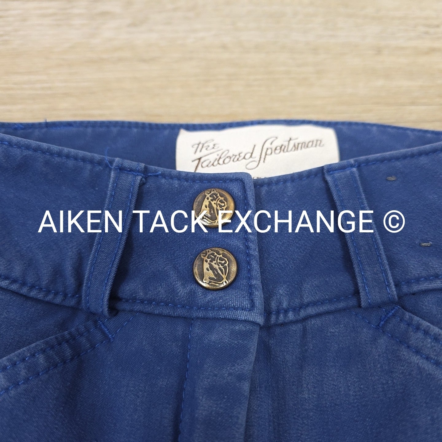 Tailored Sportsman Trophy Hunter Knee Patch Breeches, Size 8