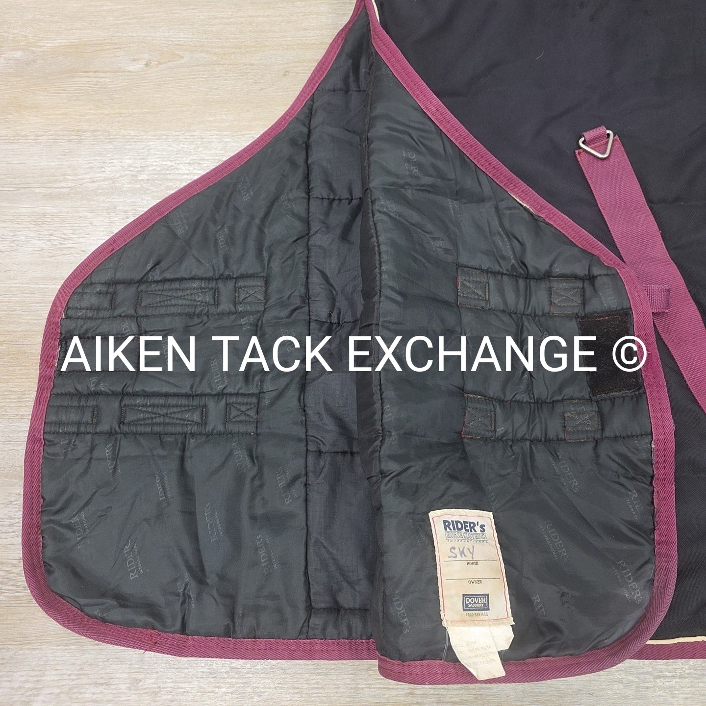 Dover Rider's International Medium Weight Turnout Blanket, Size 81"