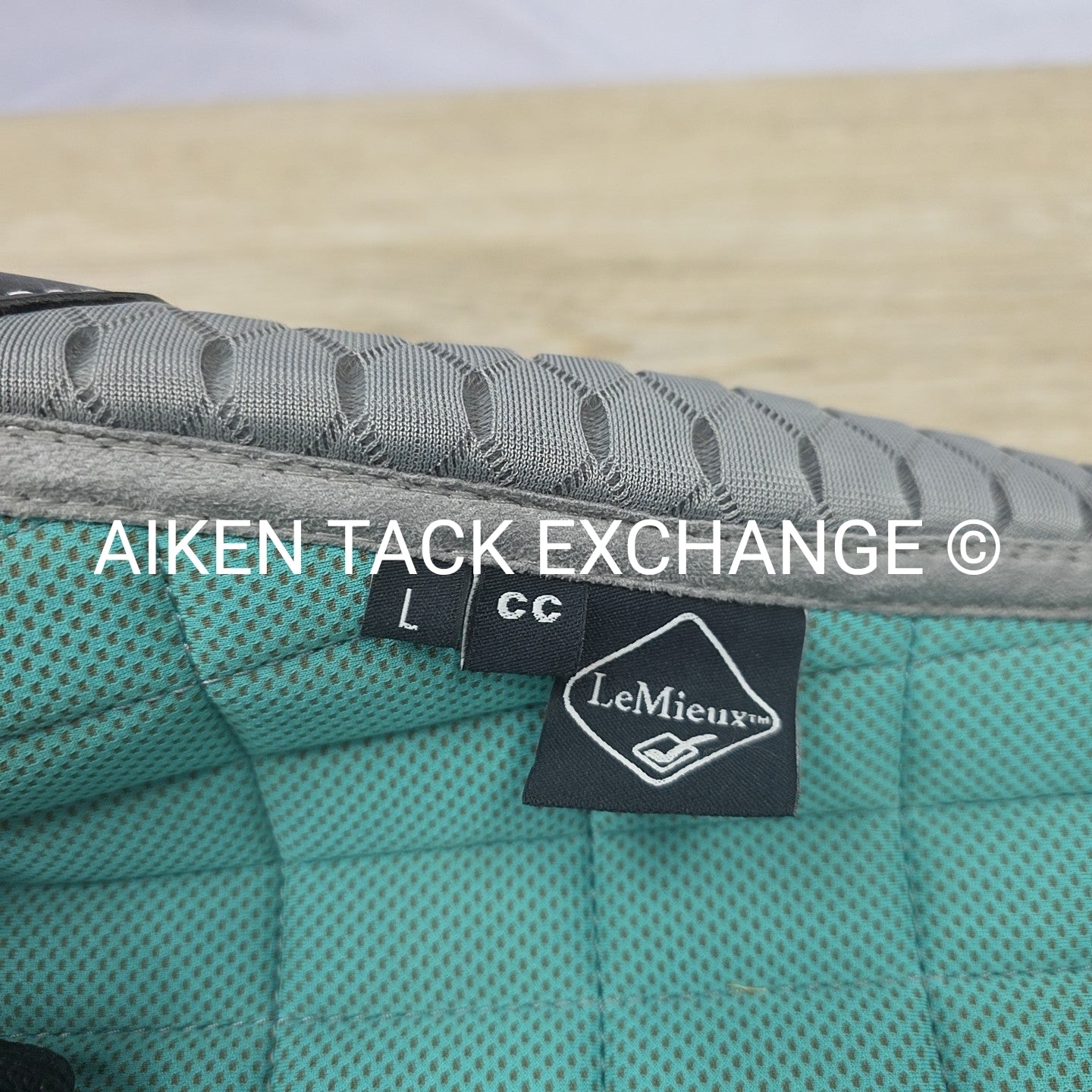 LeMieux Close Contact Square Jump Saddle Pad, Large