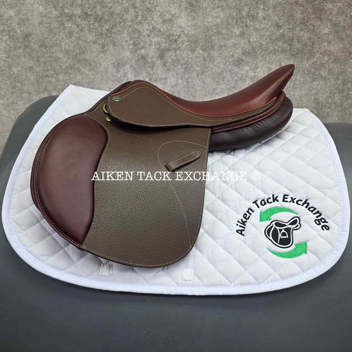 HDR - Henri de Rivel Memor-X Close Contact Jump Saddle, 15.75" Seat, X-Wide Tree, Foam Panels