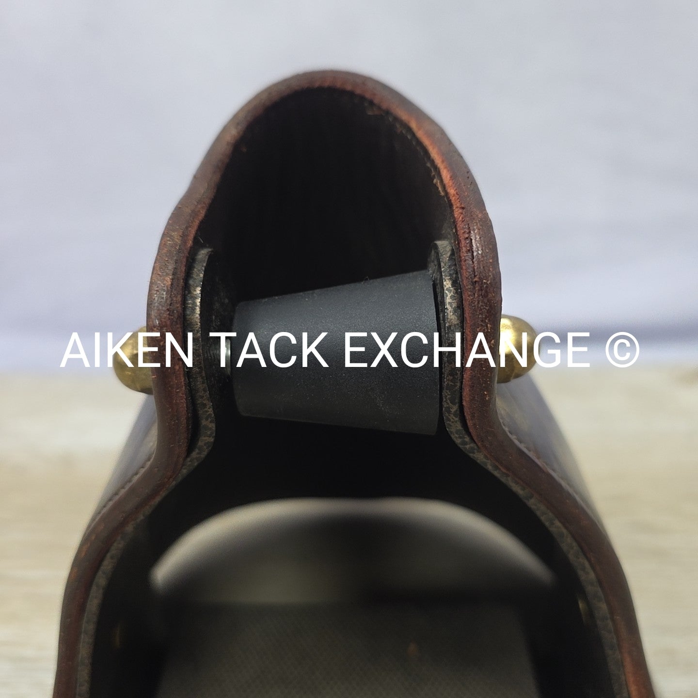Tucker Ergobalance Hooded Western Stirrups, Missing Rubber Foot Cushion