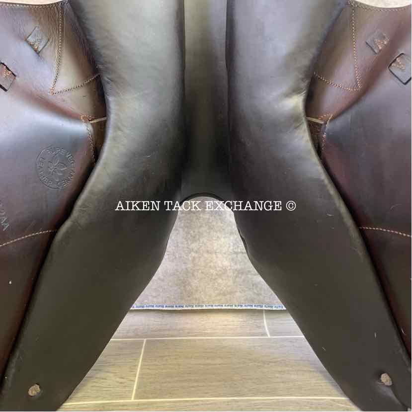 2021 CWD SE12 Monoflap Jump Saddle, 17.5" Seat, 2AA Flap, Medium Tree, Foam Panels, Buffalo Leather