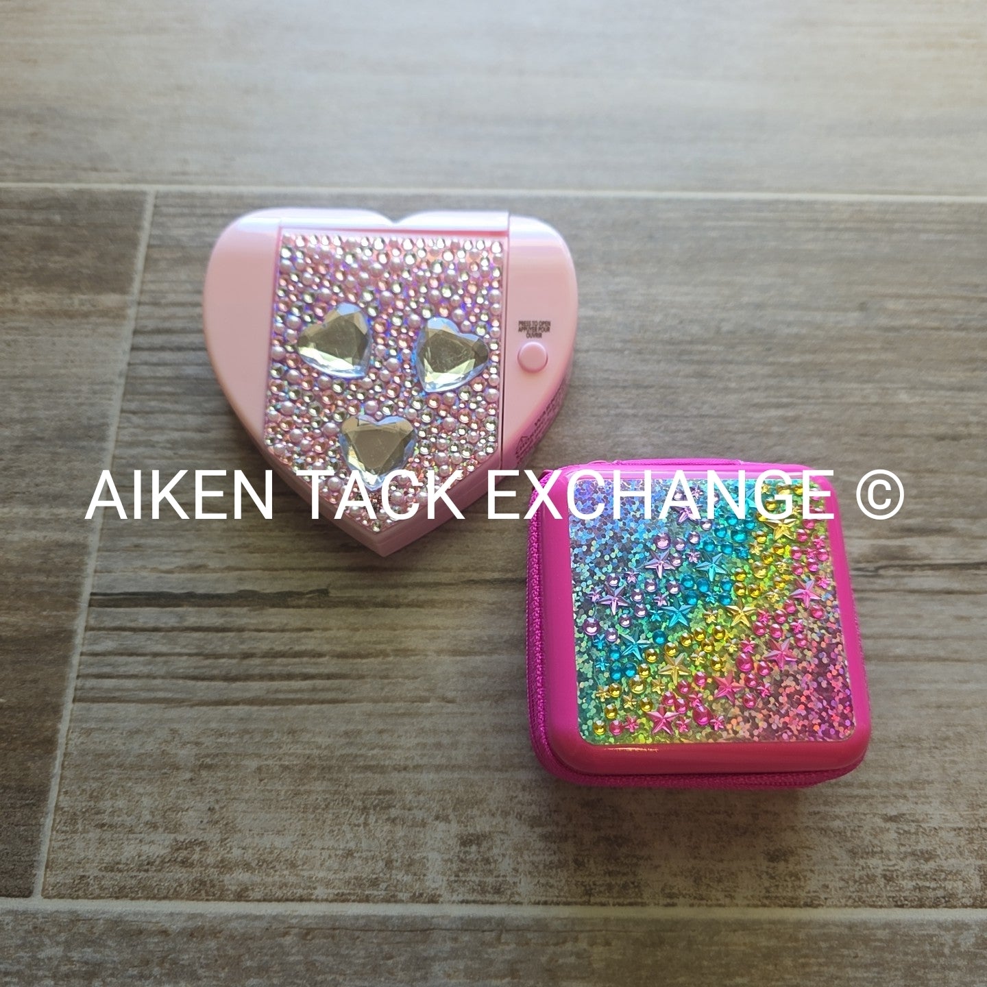 Claire's Beauty Set - 2 Small Makeup Palettes