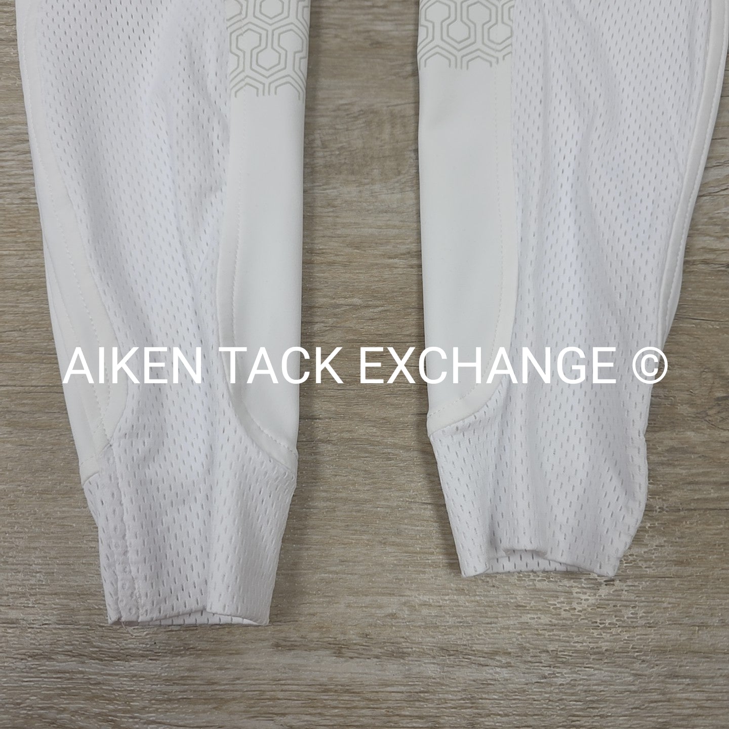 Ariat Tri Factor Silicone Grip Knee Patch Breeches, Size 22 L