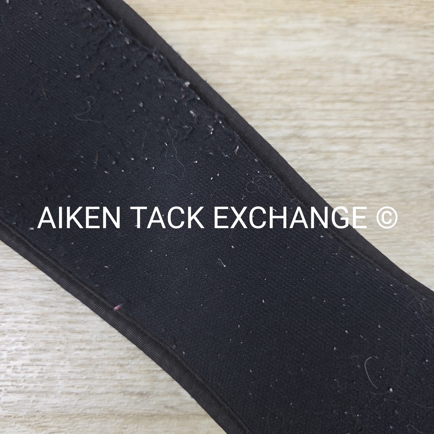 Lettia Memory Foam Clik Dressage Girth, Black, 28"