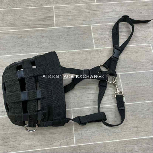 Best Friend All-in-One Grazing Muzzle, Size Full