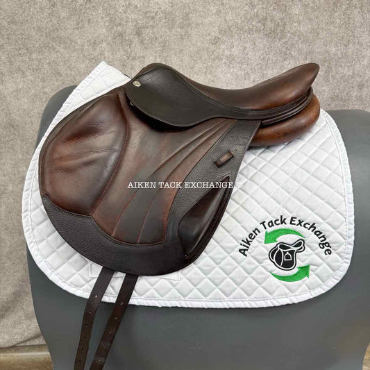 2018 CWD SE04 Monoflap Jump Saddle, 17" Seat, 2A Flap, Medium Tree, Foam Panels