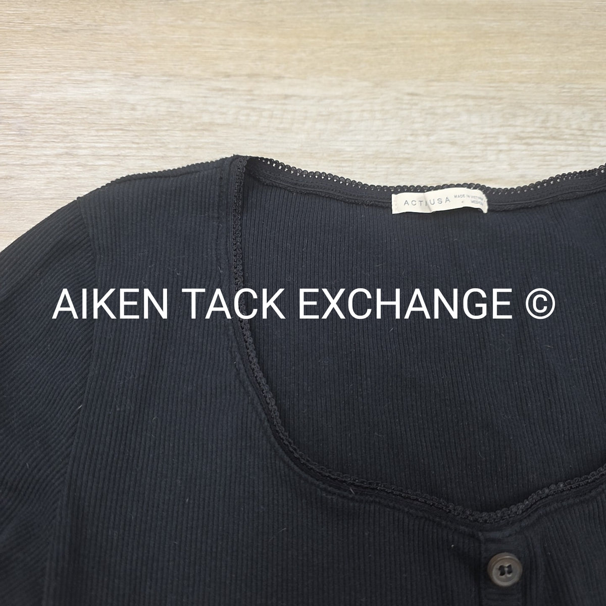 Active USA Top, Size Medium